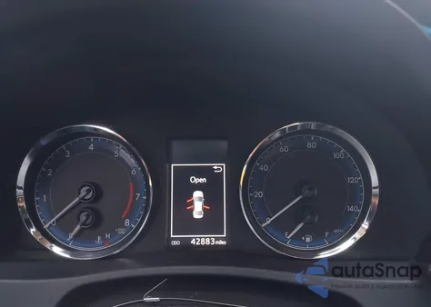 2017 Toyota Corolla Se z USA, uszkodzony, nr VIN 2T1BURHE8HC777013